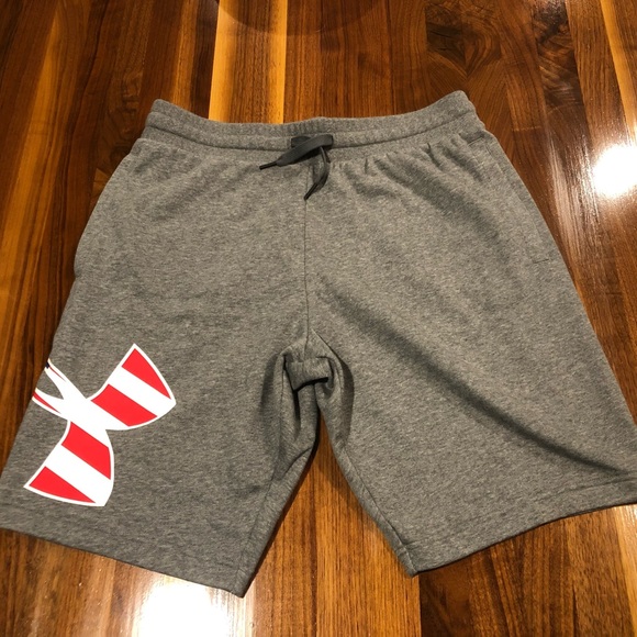 Under Armour Patriotic Shorts | Size L | Gray - Picture 3 of 4
